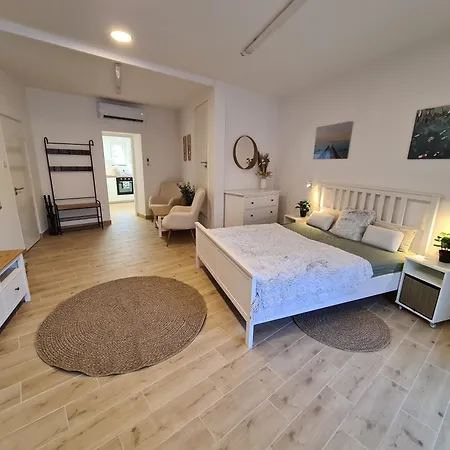Kedves Pécs