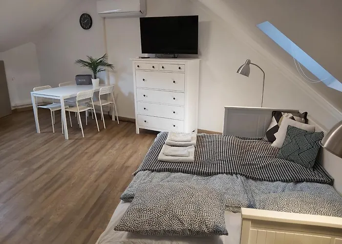 Apartment Kedves *